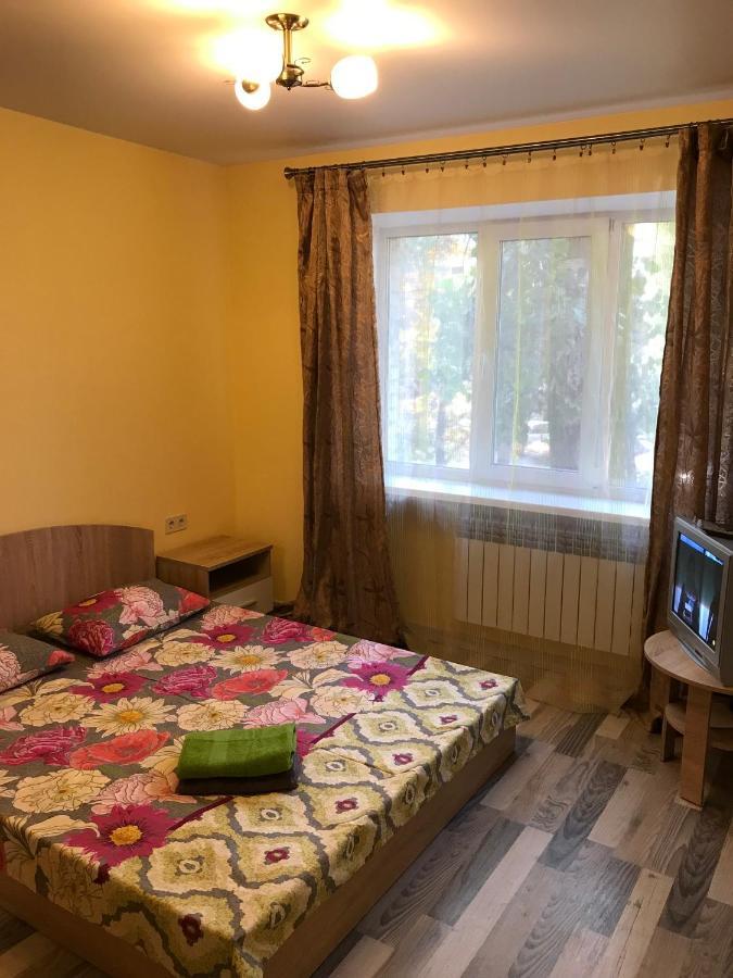 Киев Сдам Посуточно Ул Доброхотова 28 Daily Rent Kyiv St Dobrokhotova 28 Apartment Luaran gambar